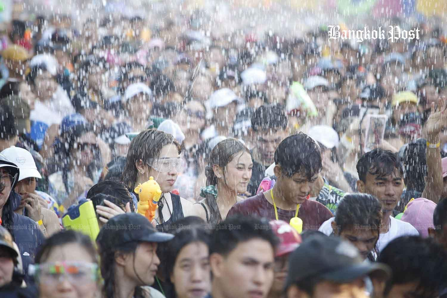 Songkran Festival officially begins