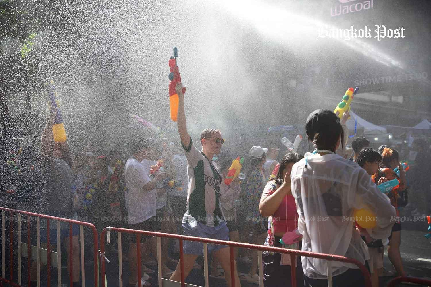 Songkran Festival officially begins