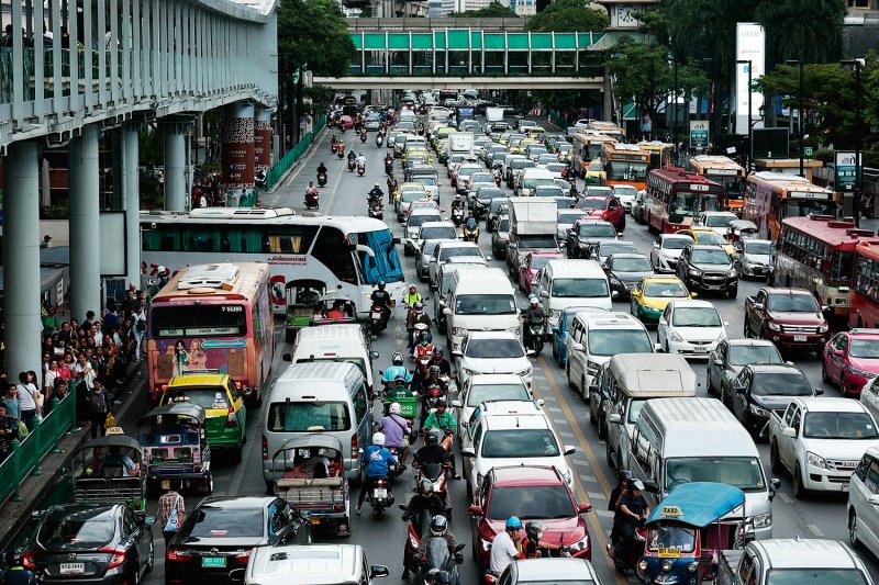 Government 'determined' to tackle fuel hoarding