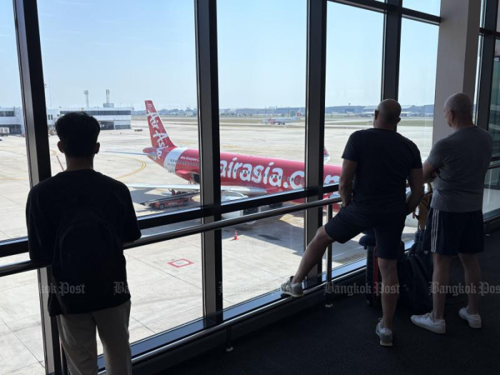 Thai AirAsia adjusts, scraps flights as high fuel prices bite