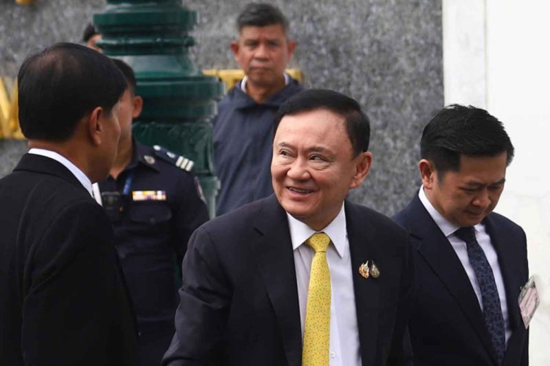 Former prime minister Thaksin Shinawatra arrives at the Supreme Court in Bangkok on September 9, 2025. (Photo: Pornprom Satrabhaya)