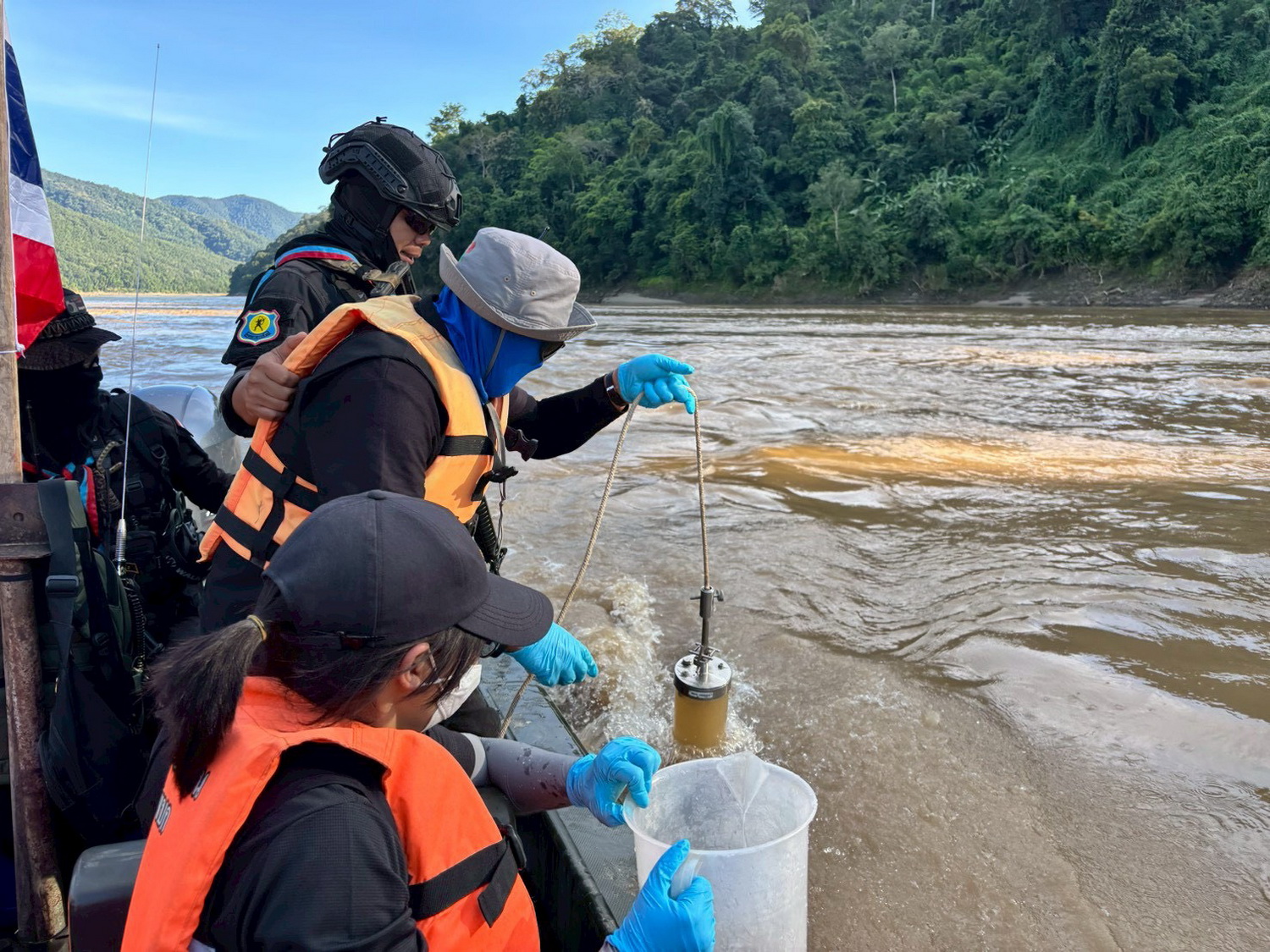 Pollution concerns along border waterways