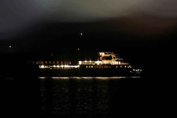 Cruise ship hit by hantavirus outbreak arrives in Tenerife
