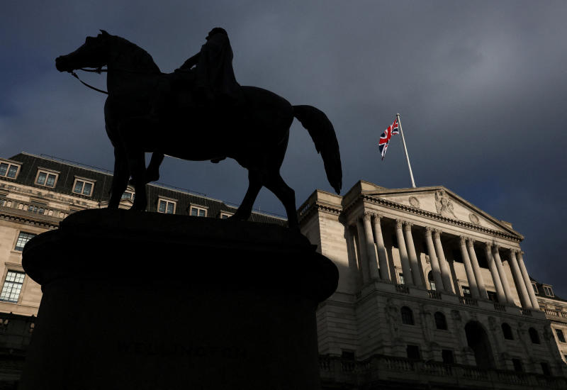 A British Union Jack flag flies on the Bank of England building in the City of London financial district, London, Britain, on Nov 7, 2025. (File photo: Reuters)