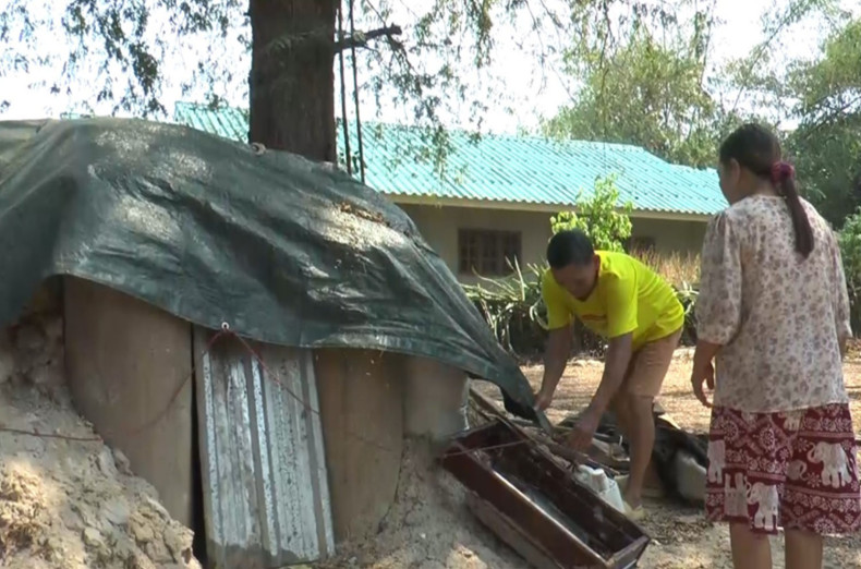 Shots ring out near Cambodian border