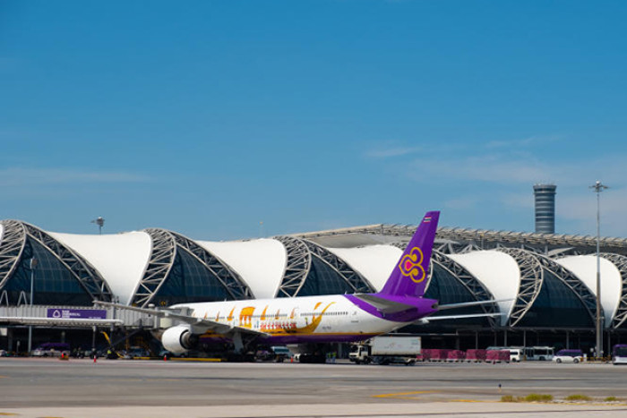 Thai Airways lowers fuel surcharge with conditions