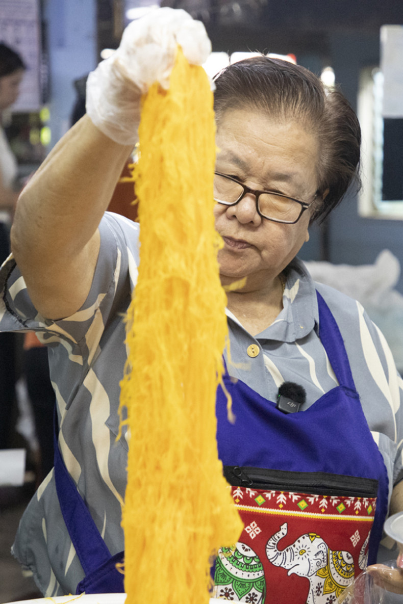 Mae Bang‑on desserts: Four decades of daily fresh sweets and resilience