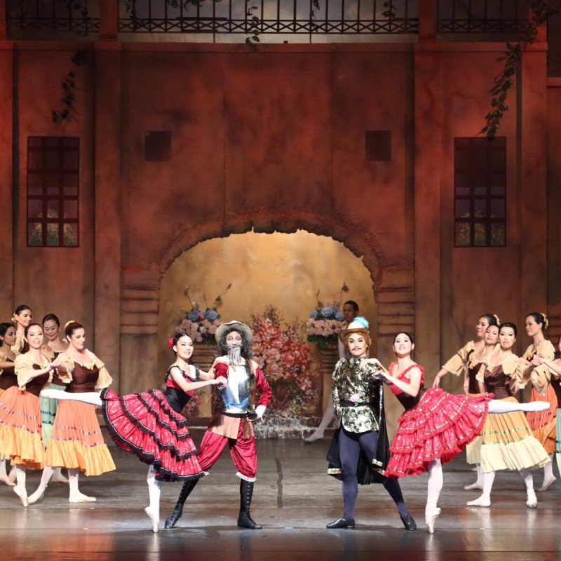 (Photos courtesy of Rising Star Dance Studio)