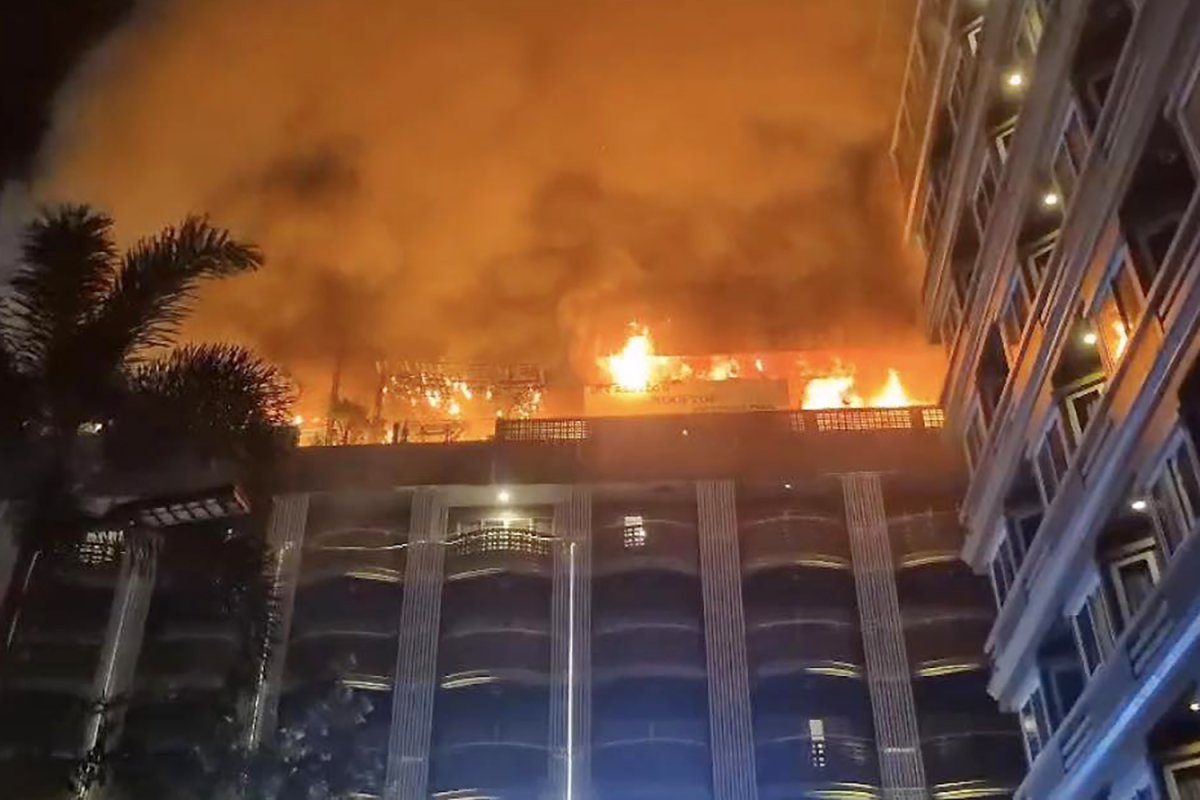 Kebakaran hotel JA Plus Pattaya