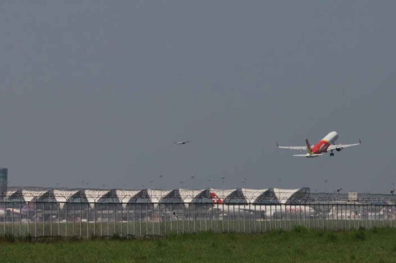 Thai airlines grapple with jet fuel surge