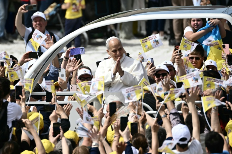 Pope Leo greets crowds at Piazza Nicola Calipari during a visit to the “Land of Fires” in southern Ialy. (Photo: AFP)