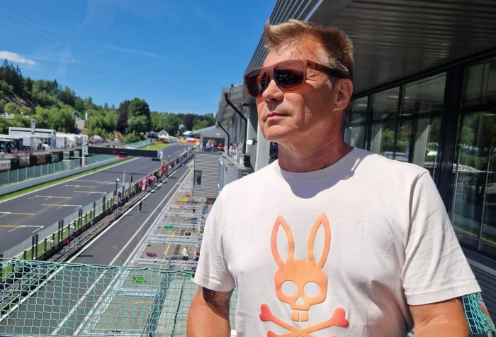 Finnish F1 driver attacked, slashed crossing road in Bangkok