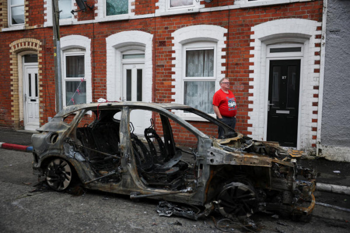 Anti-immigrant violence erupts across Belfast after knife attack