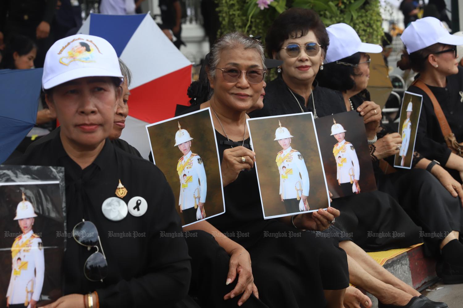 Mourners line procession route to pay tribute to Princess Bajrakitiyabha