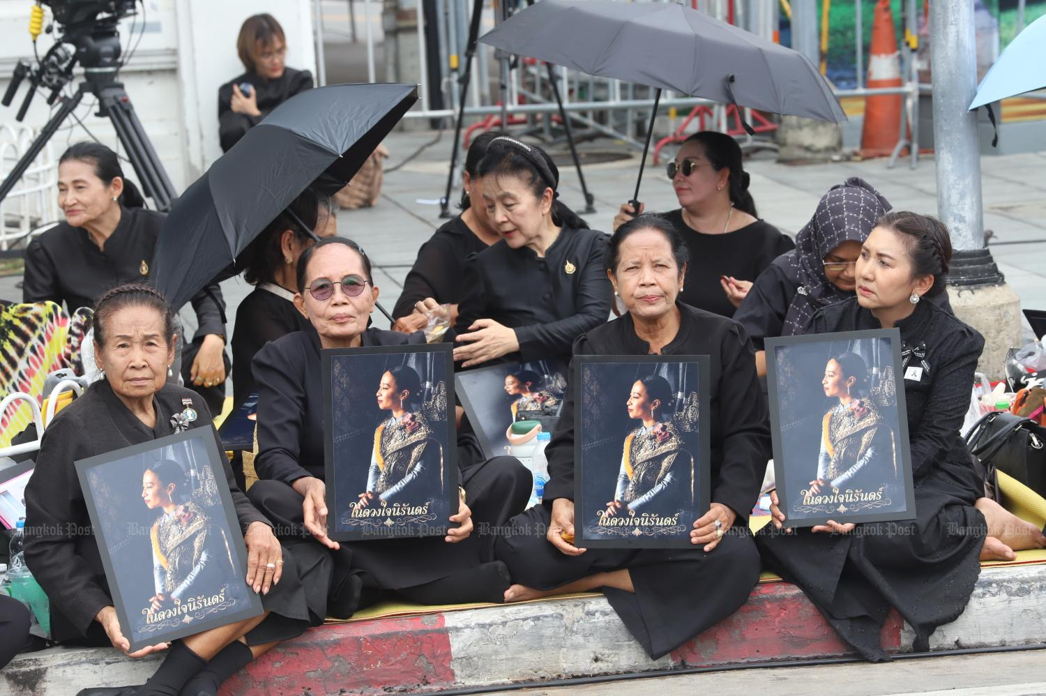Mourners line procession route to pay tribute to Princess Bajrakitiyabha