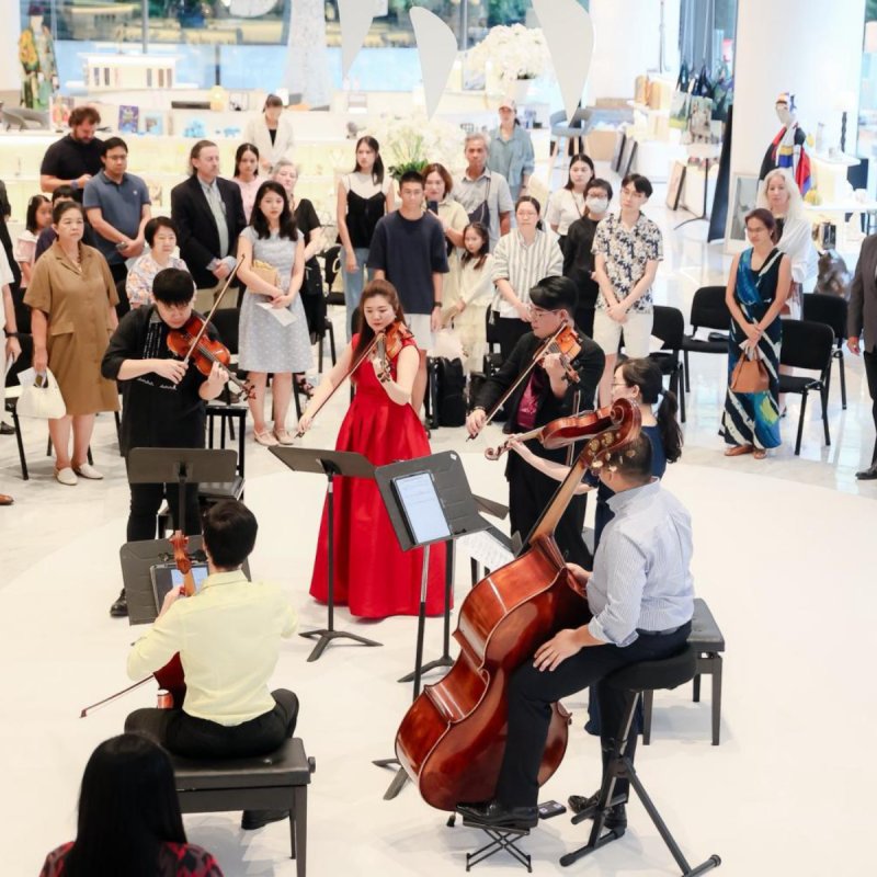 LOVE 6 at 140 Wireless. Photos Courtesy of Virtuosi Thailand