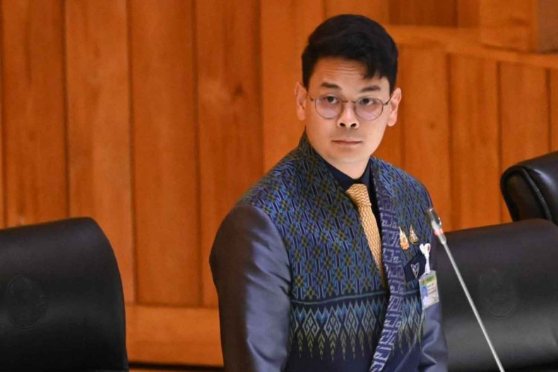 Government presses ahead with fraught AI plan