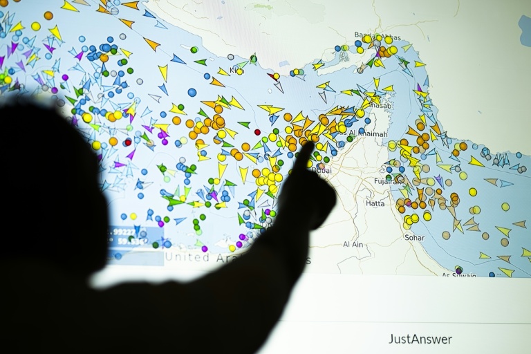 There were approximately 120 transits per day through the Strait of Hormuz before the war, according to the maritime information website Lloyd's List. (Photo: AFP)