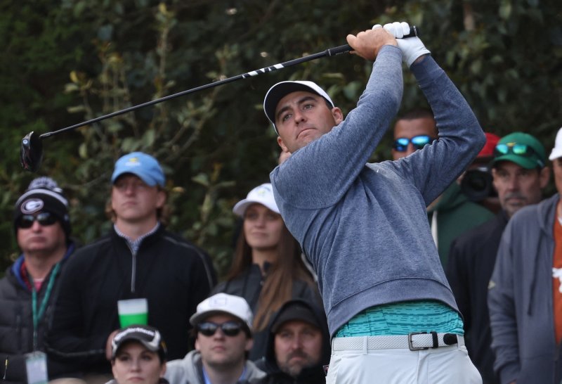 Scottie Scheffler, the current World No. 1, tees off on the 14th hole during the third round of the Masters tournament in Augusta, Georgia on April 9, 2022. (Photo: Reuters)
