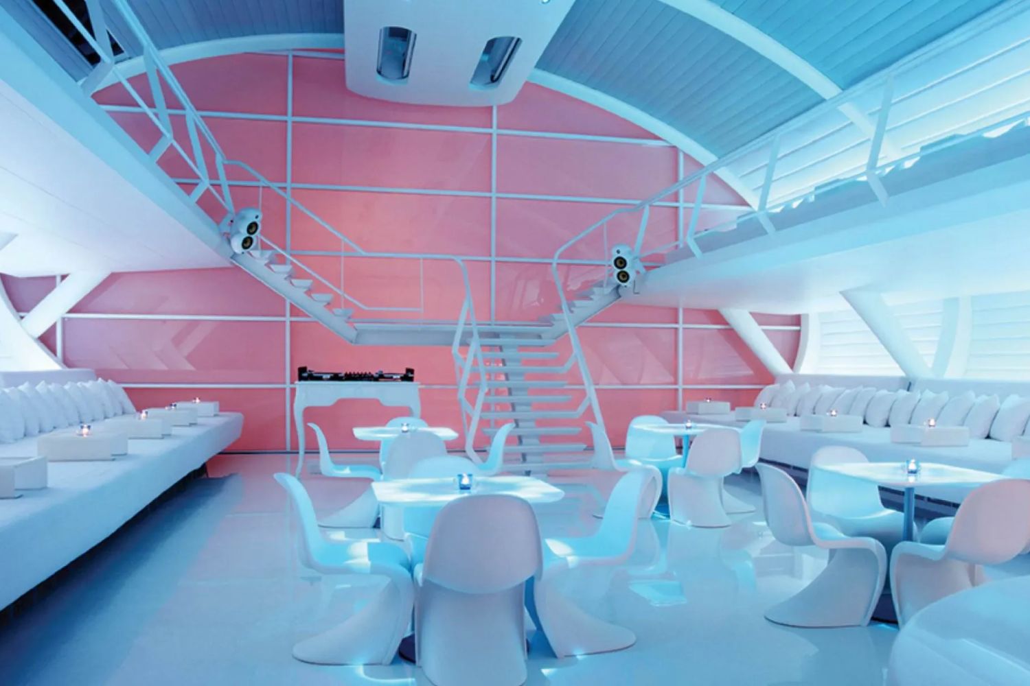 Interior of the Bed Supperclub. (Photo: Bed Supperclub)