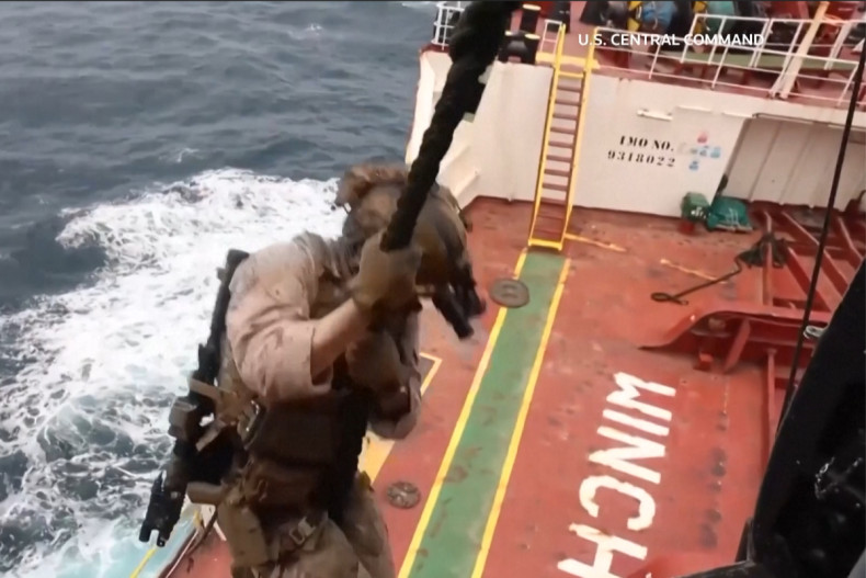 US Pauses Iran Strikes as Conflict Spreads to Red Sea and Caspian Sea