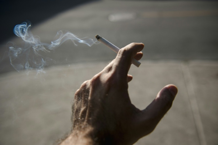 vanity cigarettes reddit When did become the new it-bag? From Kylie Jenner's Fair cover to Charli XCX's brat-fueled aesthetic revolution, celebrities are clutching cigarettes like designer accessories in 2026. The trend spans from Grammy-nominated musician John Forté found