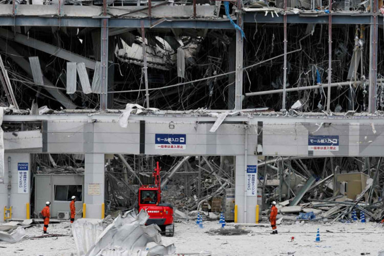 Japan Earthquake Kills at Least 12 and Triggers Aeon Mall Explosion in Kumamoto