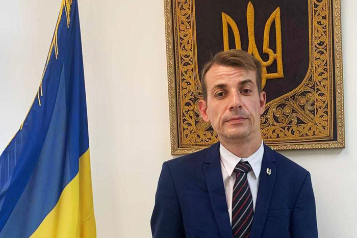 Ukraine looks ahead to post-war rebuild riches