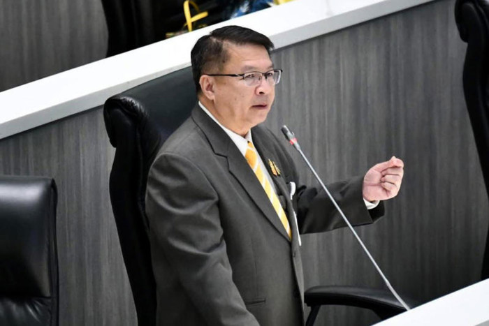 Senator urges dissolution of NBTC board