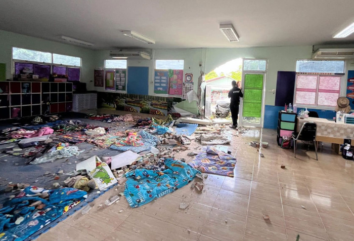 13 hurt after car hits child centre