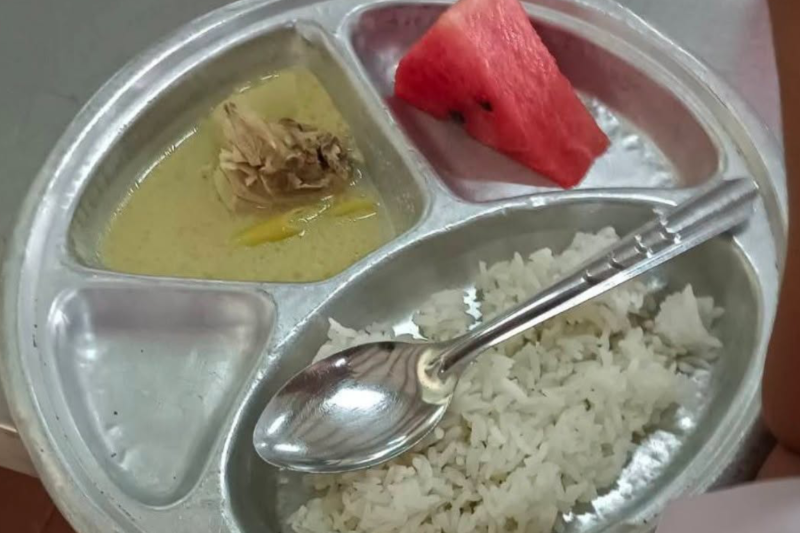 Spot inspections revealed short servings and poor nutrition in subsidised student lunches at schools in Surat Thani accused of misusing the funds. (Photo: Surat Thani Office of the National Anti-Corruption Commission)