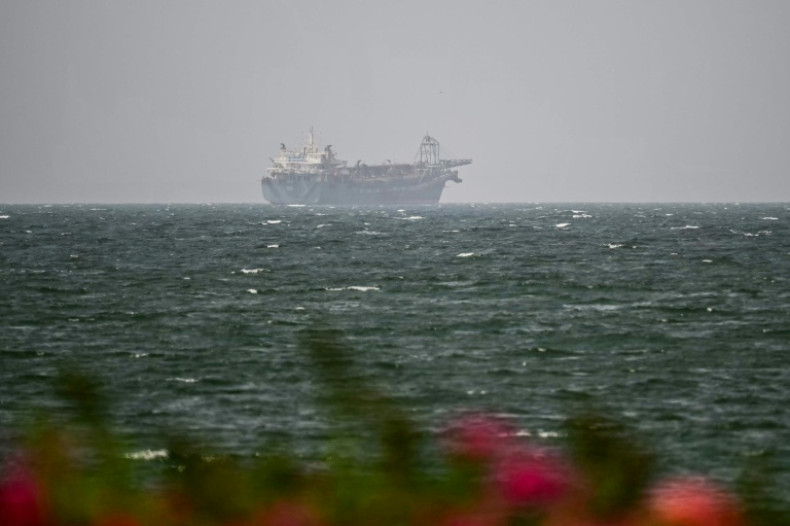 Iran Tensions Rise as UAE Suspends All Trade Ties With Tehran