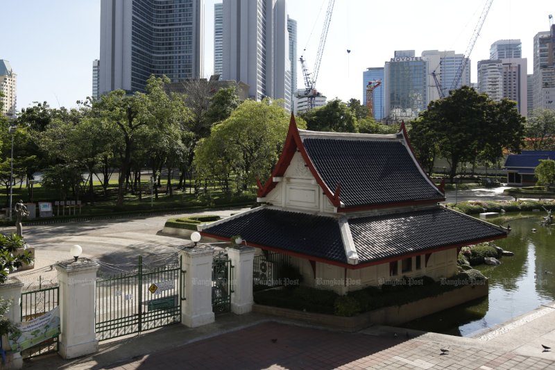 Benjarisi Park on Sukhumvit Road in Klong Toey district of Bangkok. (Bangkok Post file photo)