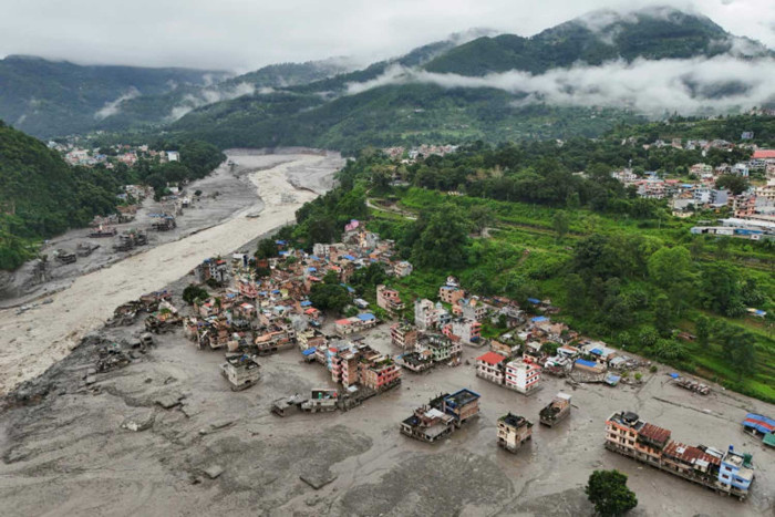 Rescuers search for survivors after devastating Nepal flood