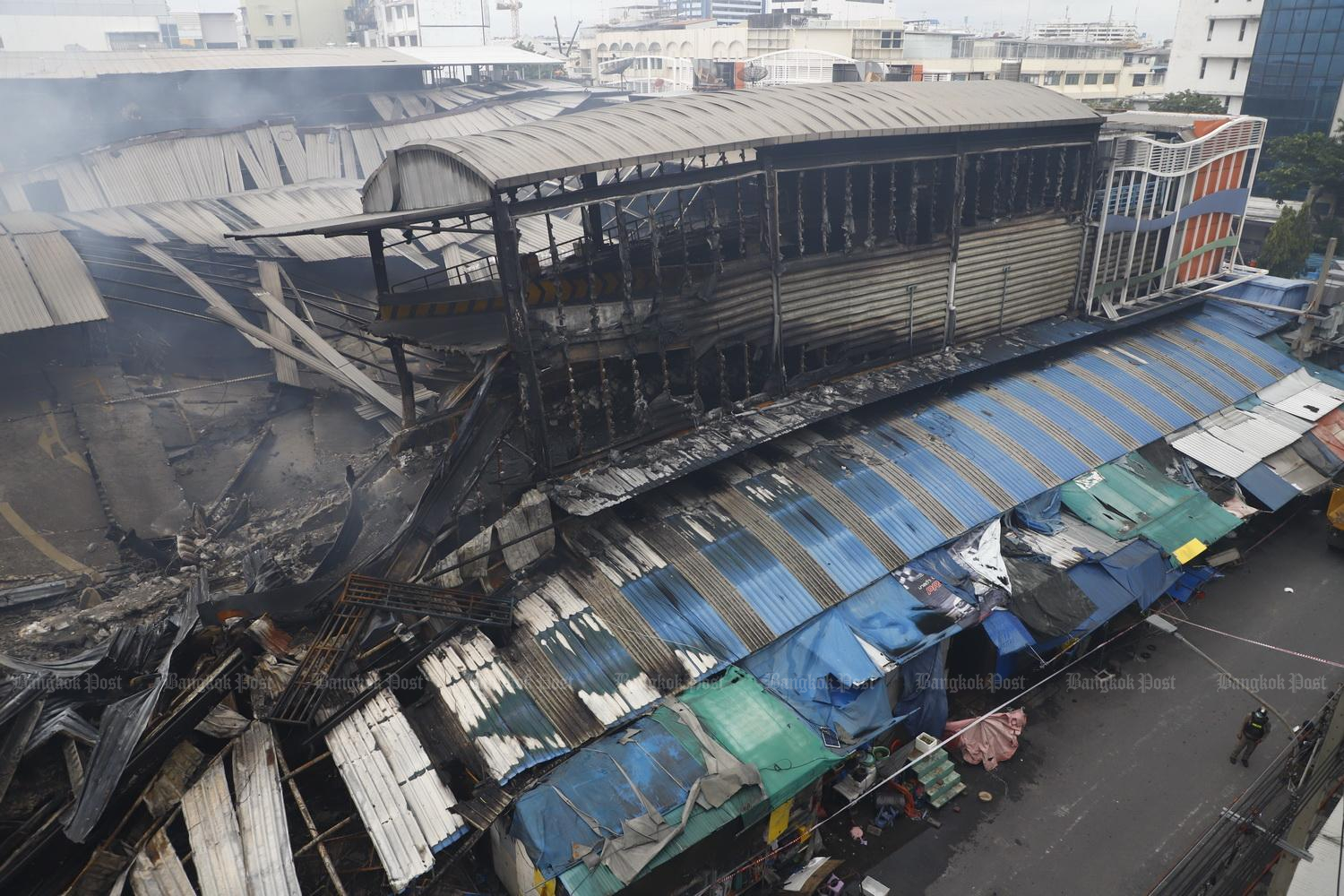 Fierce fire ravages Bangkok’s Klongthom Center