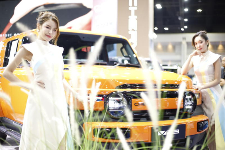 Chinese carmaker to begin testing solid-state batteries next year