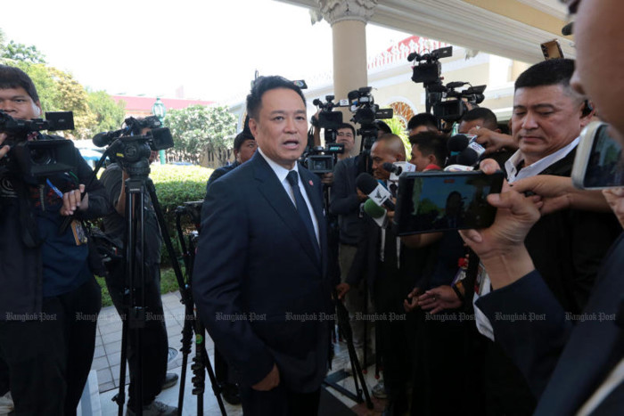 Thai protesters demand foreign compliance with local property laws