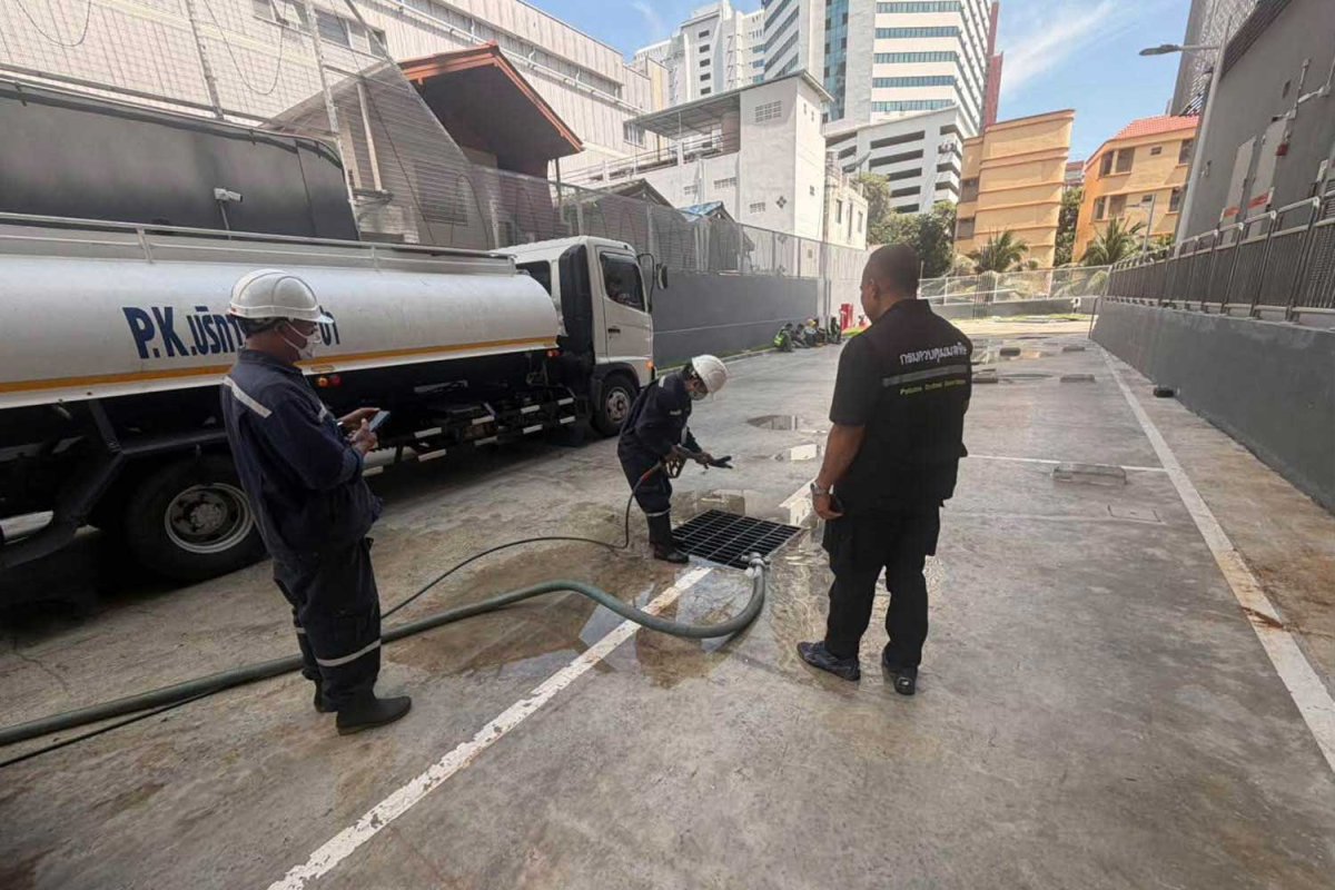 Data Ontol Bangkok Post - Oil leak at data centre sparks concerns