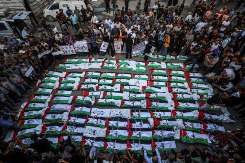 Israeli rubble-clearing in Gaza could erase 'atrocity crimes' evidence