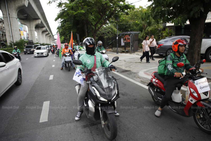 Thailand sets an initial pay benchmark for delivery riders