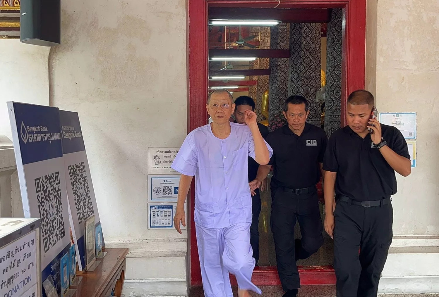 Ayutthaya abbot held in embezzlement and sex scandal