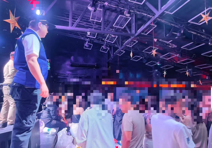 Ayutthaya nightclub raided, 20 customers fail drug tests - Bangkok Post