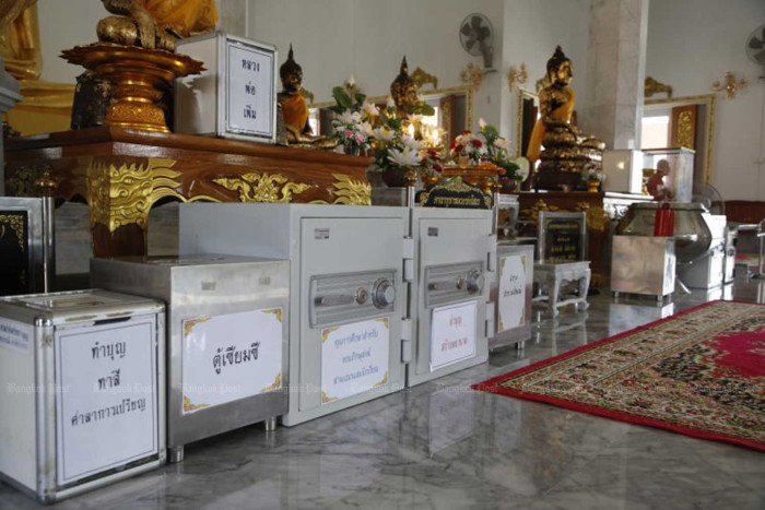 Senator calls for tighter control over temple finances - Bangkok Post