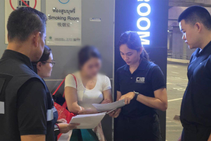 Chinese procuror fleeing prison in China arrested in Thailand