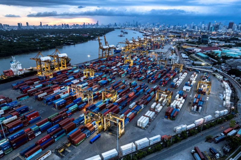 Anutin-Trump trade talks possible this week