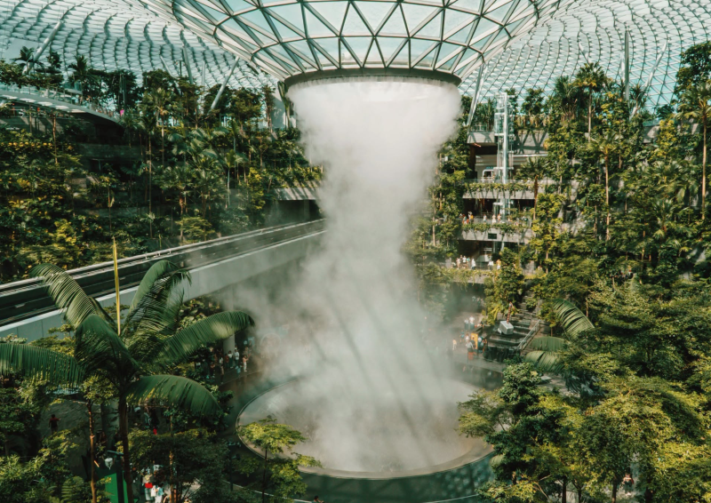 The Jewel Rain Vortex is one of the many attractions thyat help make Singapore Changi a destination in itself. (Photo: Changi Airport)