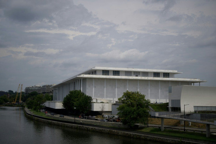 Trump says Kennedy Center to close after judge bars name change - Bangkok Post