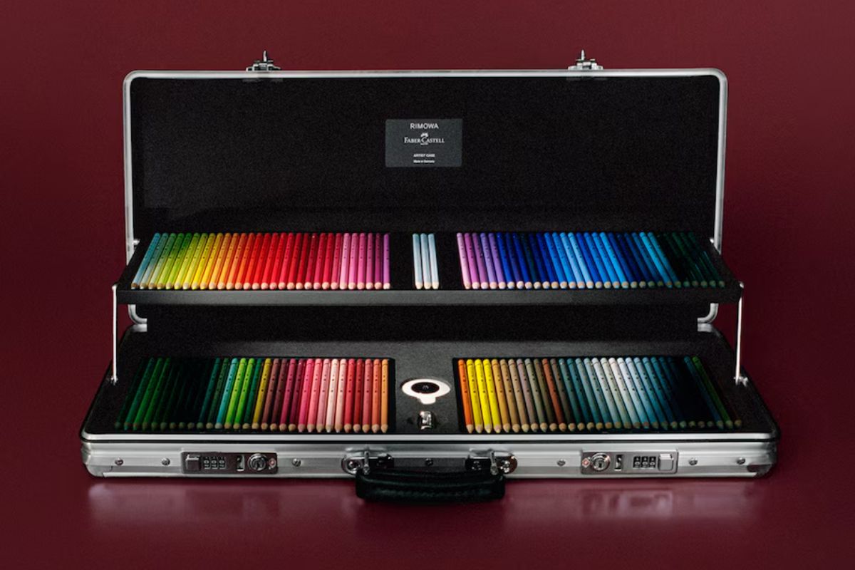 The ultimate pencil case for serious artists