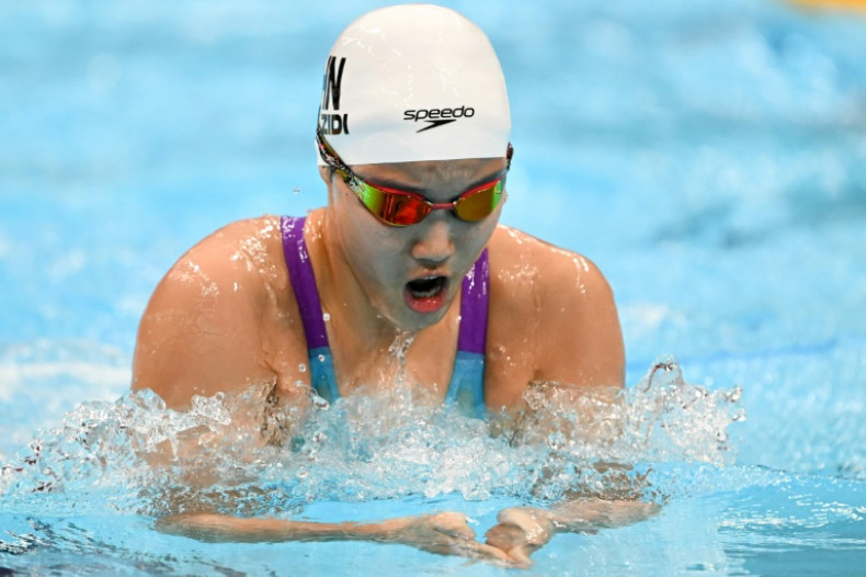 Schoolgirl Yu scorches to second gold as doping case rocks Asian Games