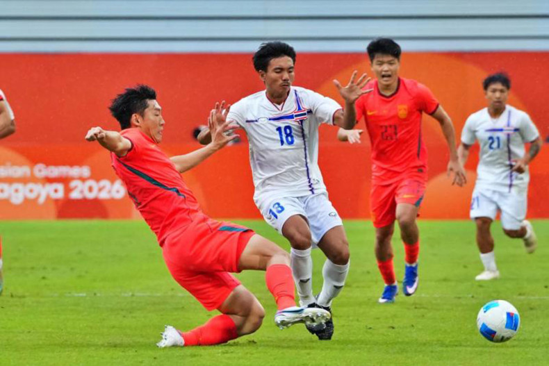 Thailand’s football dream buried beneath late China outburst